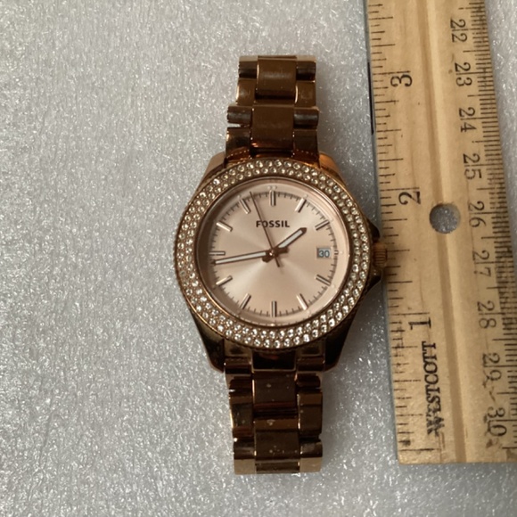 Fossil Retro Traveller Three Hand Rose Gold-tone Women’s Watch AM4454